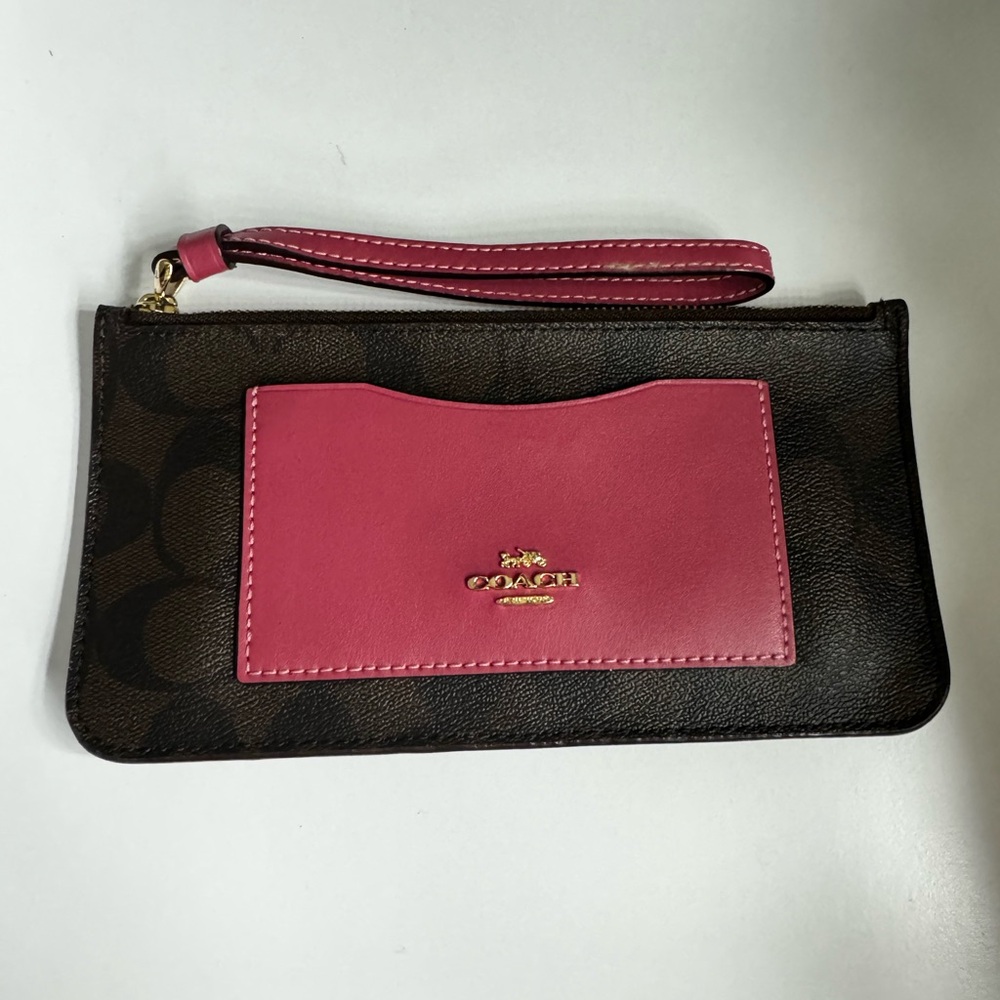 Coach wallet with handle